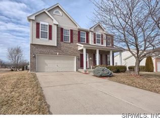 305 Bayberry Dr, Fairview Heights, IL 62208