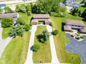 6542 Bella Vista Dr NE