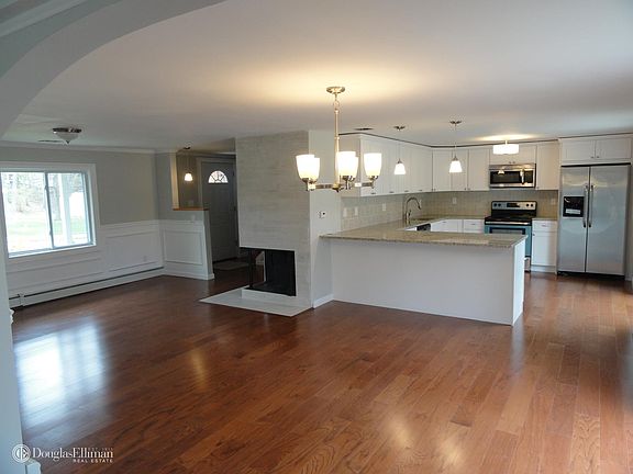 3rd image of 63 College Hills Dr