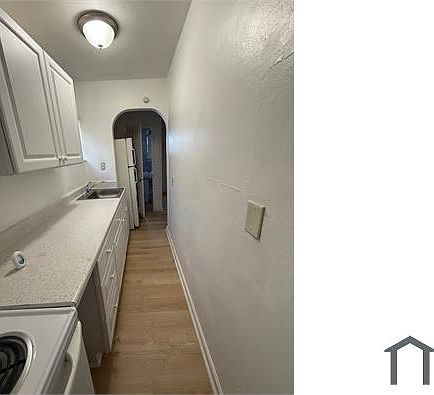 4th image of 1955 Lincoln St APT 3