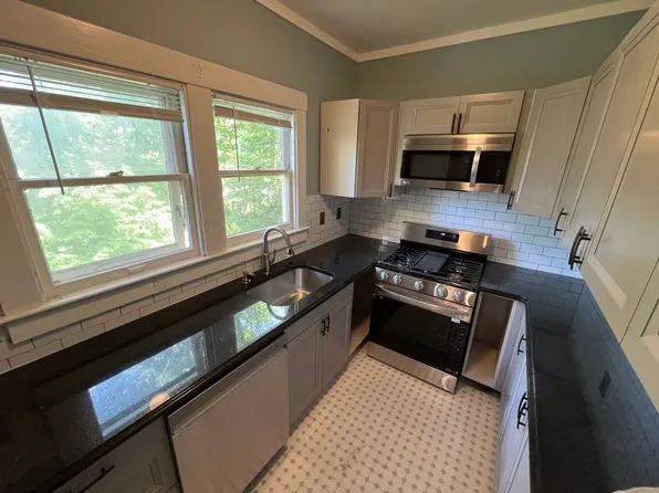 Varsity Management, 921 W Huron St #2, Ann Arbor, MI 48103