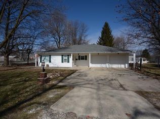 1936 W Olive St, Decatur, IL 62526