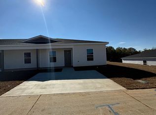 209 Charleston Dr, Enterprise, AL 36330