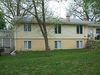 2nd image of 660 Cottonwood St