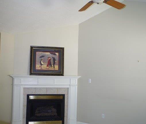 2nd image of 903 King Charles Way #4