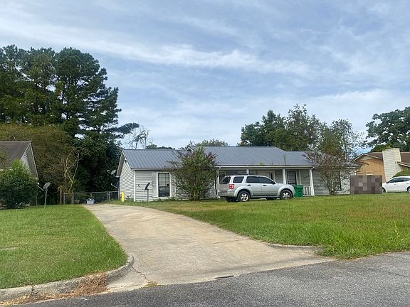 2nd image of 2609 Wedgewood Dr #2611