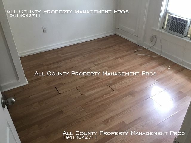 2nd image of 311 N Osprey Ave Room 1