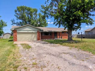 214 N Sedgwick Ave, Burrton, KS 67020