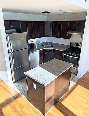 3rd image of 106 Dolphin Ct #C