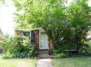 1833 Mayburn St, Dearborn, MI 48128