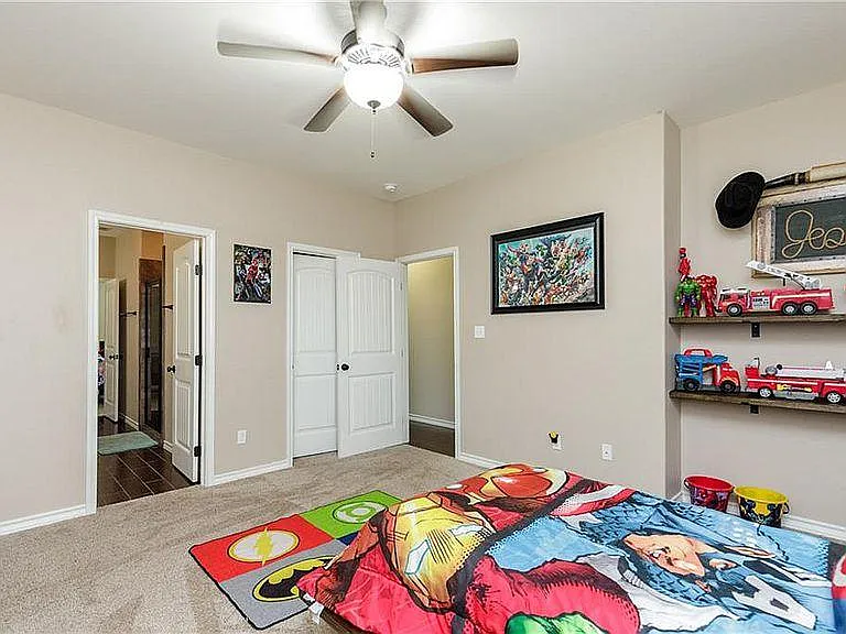 2126 Arman St — Photo 17