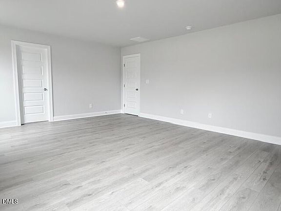 4th image of 250 Macon Lake Dr