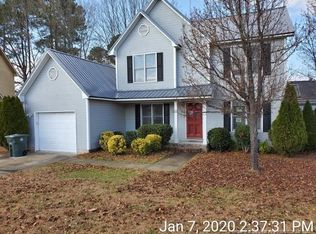 647 Sugaridge Ln, Fayetteville, NC 28311