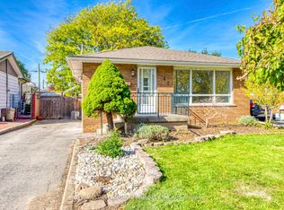 146 Manning Ave, Hamilton, ON L9A3E9