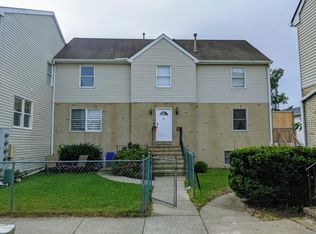52 E 9th St, Lakewood, NJ 08701