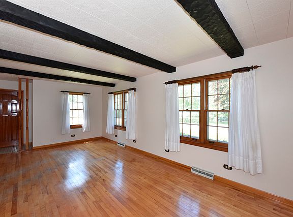 4th image of 632 N Cedarwood Cir