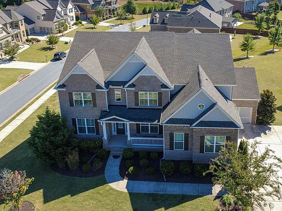 5th image of 5980 Roxboro Ct