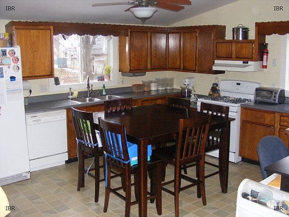 5th image of 44 Arthur Ave