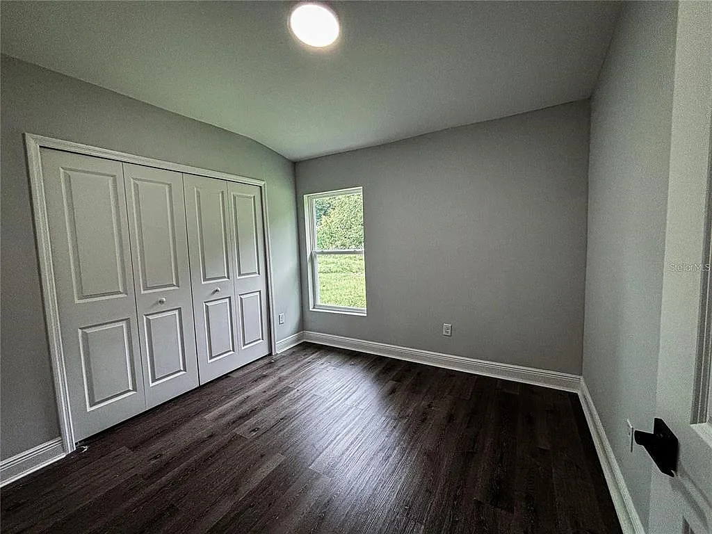 3 bed, 2.0 bath, 1011 sqft, $1,697 — Photo 3