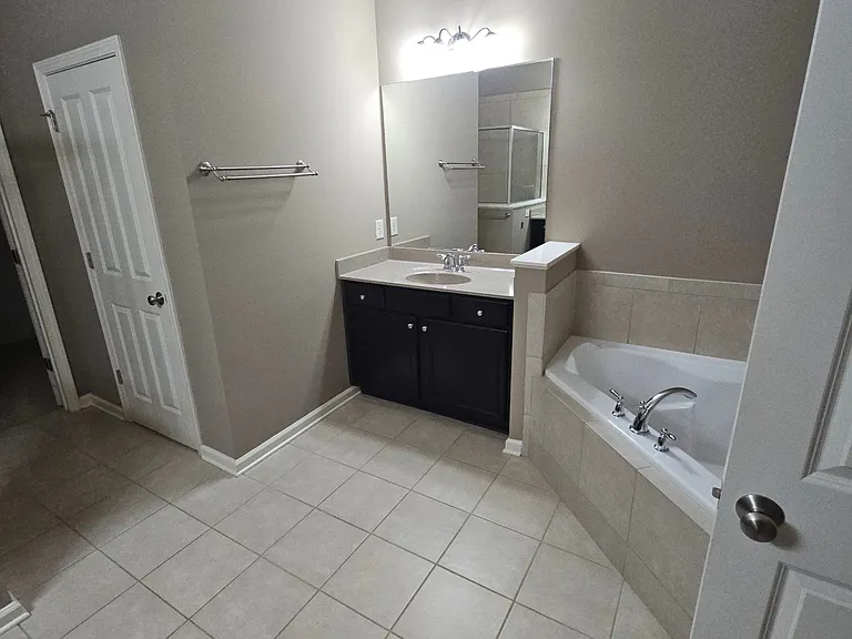 1035 Constitution Way — Photo 9
