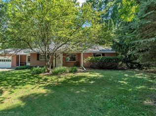 821 Woodingham Dr, East Lansing, MI 48823