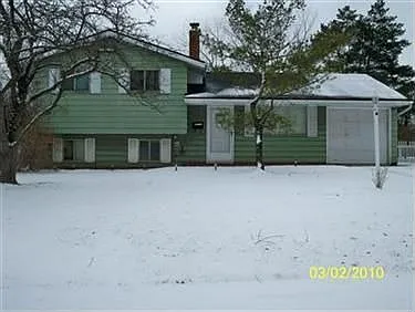 6705 Tamarind Dr photo 1
