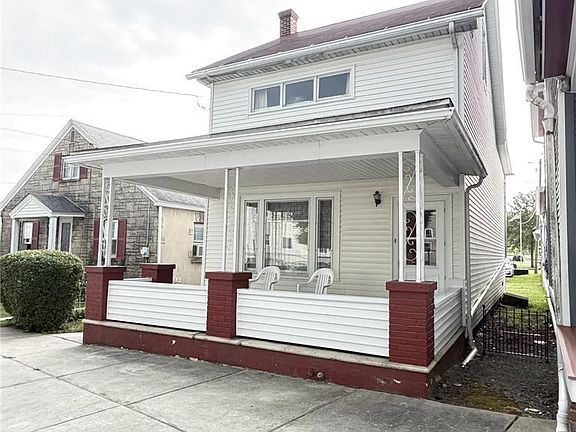 3rd image of 45 W Holland St