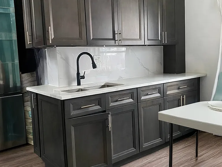 455 Besserer St — Photo 1