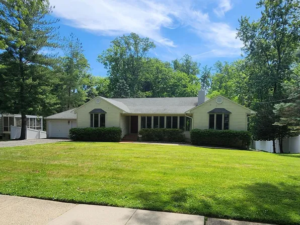 61 Broadripple Dr, Princeton, NJ 08540