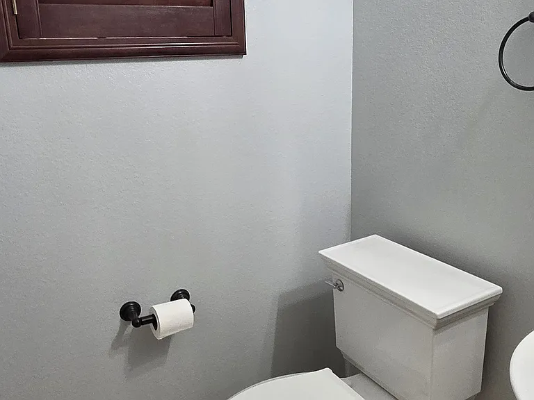 1340 Long View Dr — Photo 23