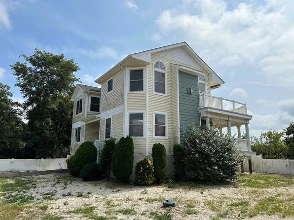 106 Delaware Ave, Del Haven, NJ 08251