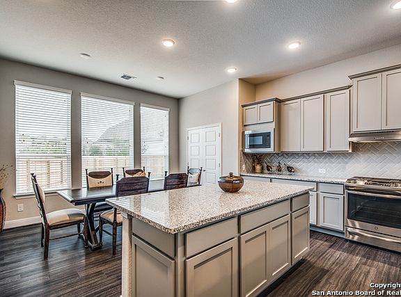 5th image of 2832 Bethany Dr