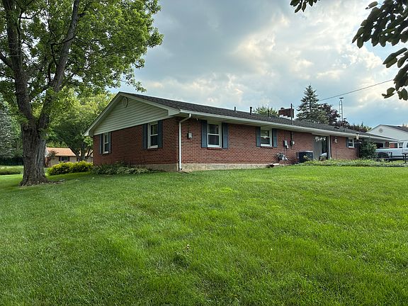 5th image of 2045 Fox Run Rd