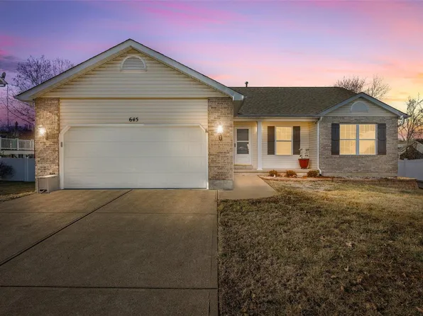 645 Friedberg Dr, Herculaneum, MO 63048