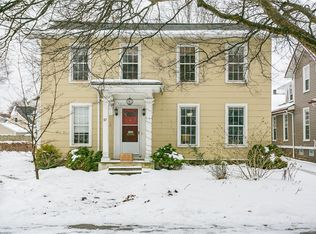 27 Hickory St, Rochester, NY 14620