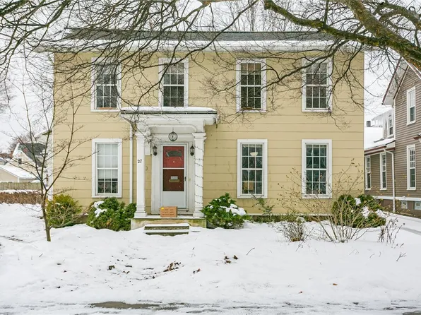 27 Hickory St, Rochester, NY 14620