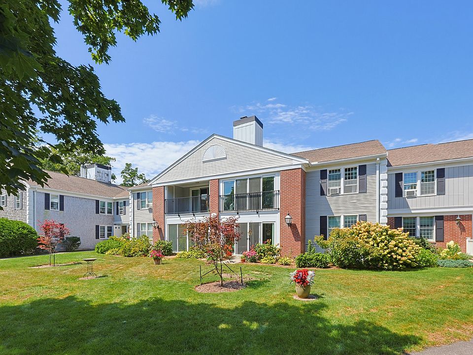 1st image of 7 Highview Drive UNIT 7