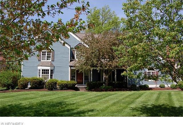 1st image of 22 Lake Forest Dr