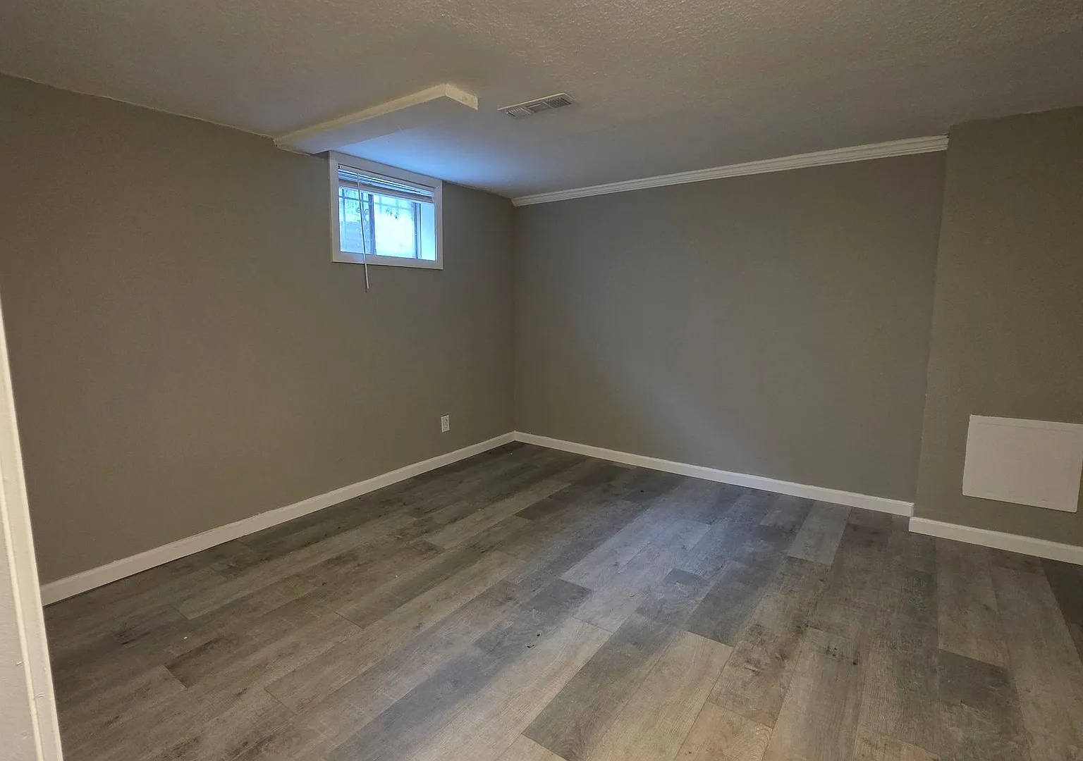 4-Bedroom, 1 Bath Single Family for Rent in Kansas City, MO | 1-Car Garage Parking & Fenced backyard — Photo 4