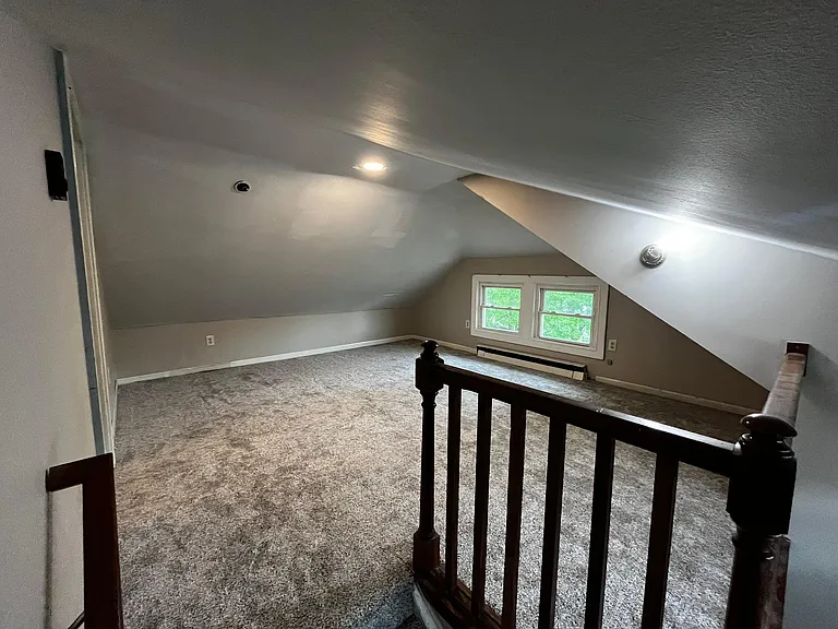 233 Superior St — Photo 27