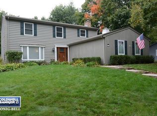 236 Aberdeen Rd, Cary, IL 60013