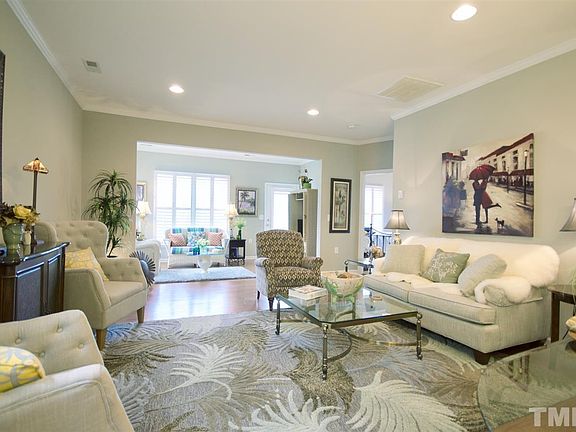 2nd image of 105 Raiford Ct