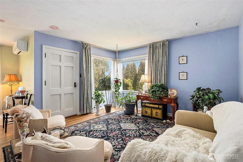 2nd image of 4212 N 16th Street