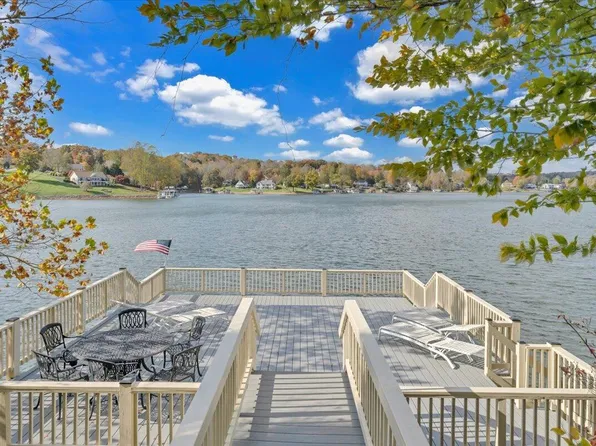 6641 Horseshoe Bend Rd, Goodview, VA 24095