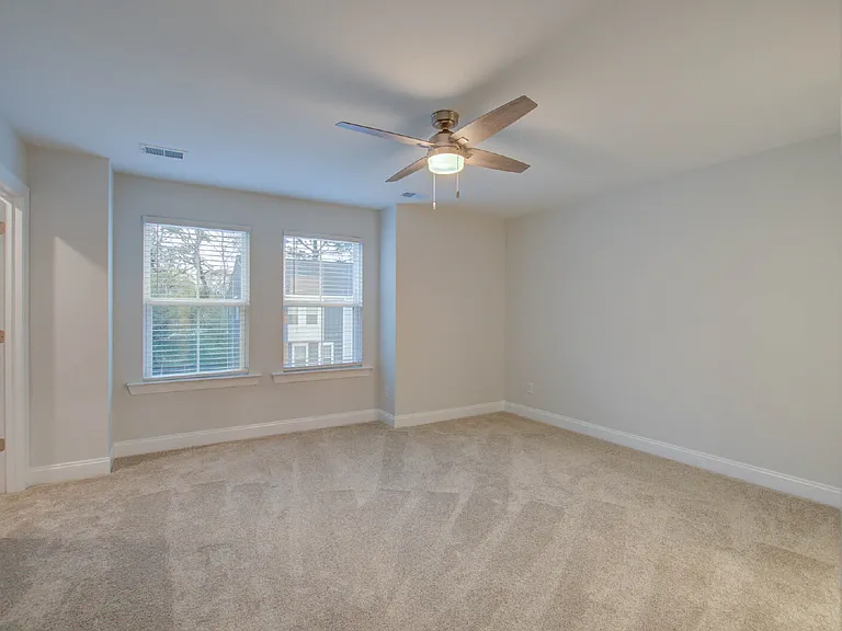 1237 Tice Ln — Photo 9