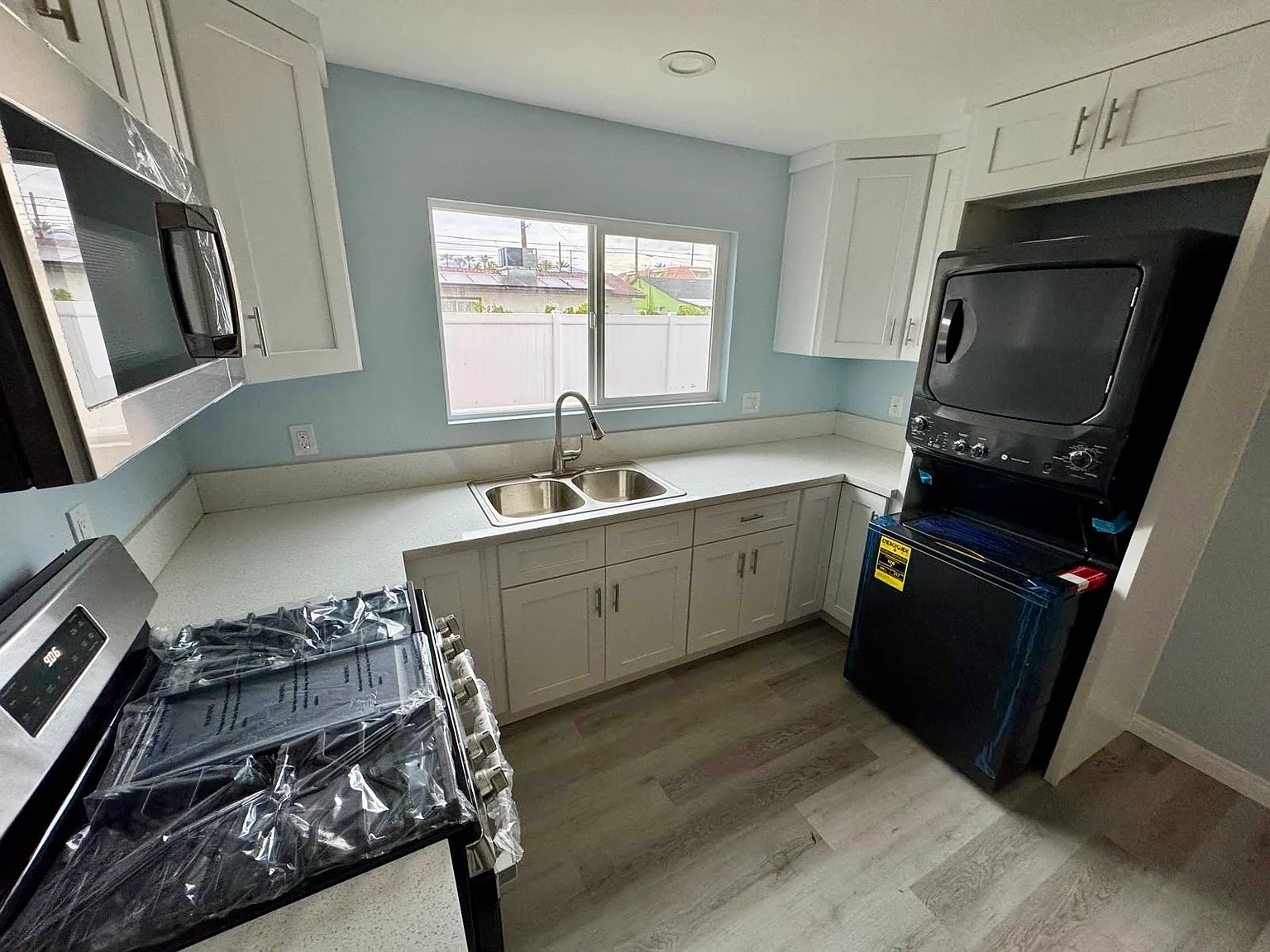 4 bed, 1200 sqft, $3,800 — Photo 3