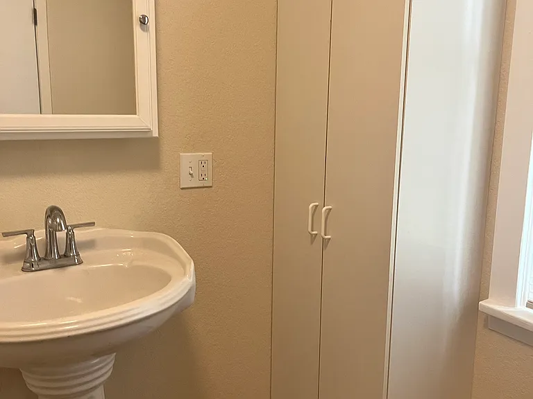 Main floor bathroom