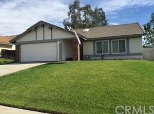 6815 Grove Ave, Highland, CA 92346