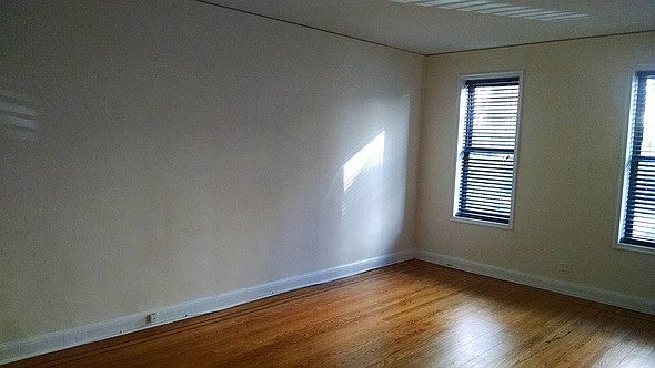 2nd image of 3057 29th St APT 1B
