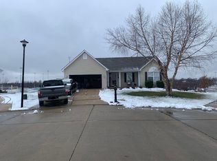 15 King George Ct, O'Fallon, MO 63366
